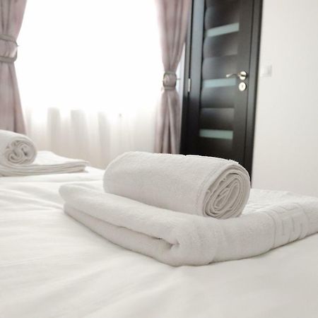 Zen Rooms เตลมาชู ภายนอก รูปภาพ